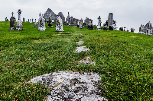 Ireland-ChrisFranek-Clonmacnoise-SacredEarthJourneys