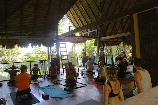 CostaRica-Yoga-TierraDeMilagros-SacredEarthJourneys