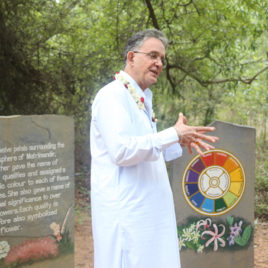 Andrew Harvey Leading A Tour in India