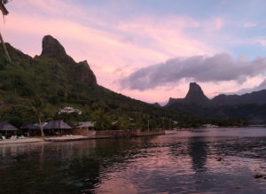 cook's bay moorea