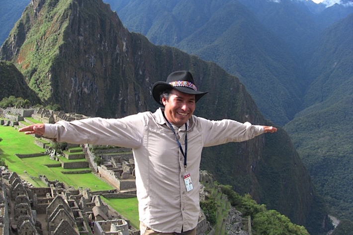 puma quispe singona at machu picchu